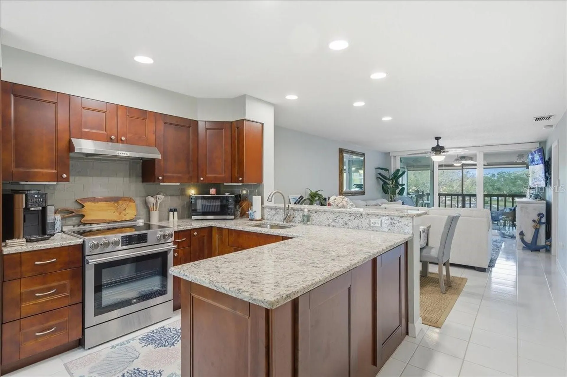 1802 Mariner Drive Tarpon Springs FL 34689