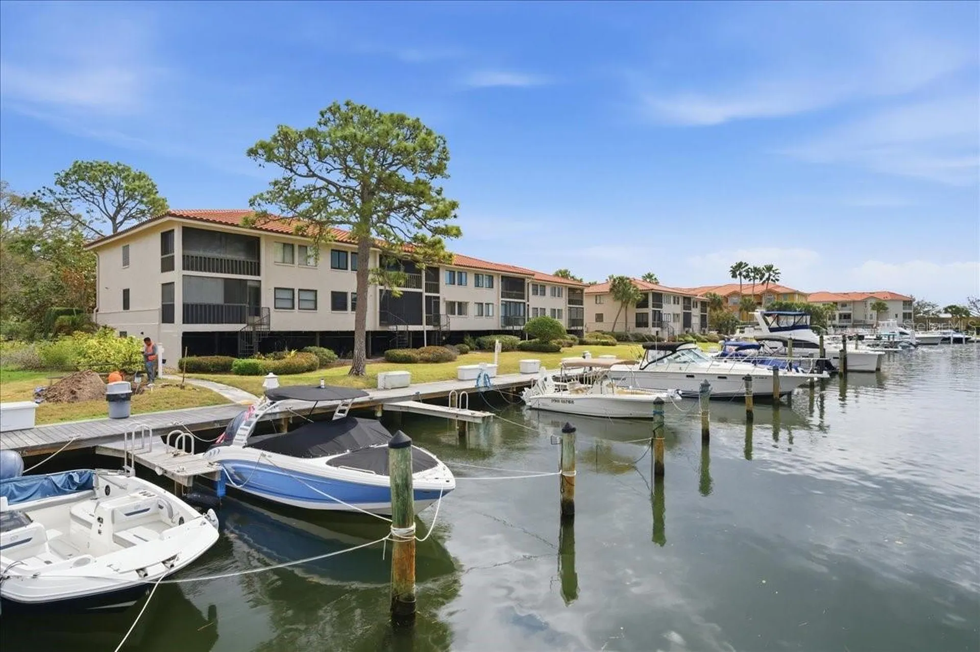1802 Mariner Drive Tarpon Springs FL 34689