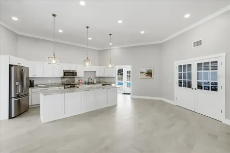 1802 Mariner Drive Tarpon Springs FL 34689