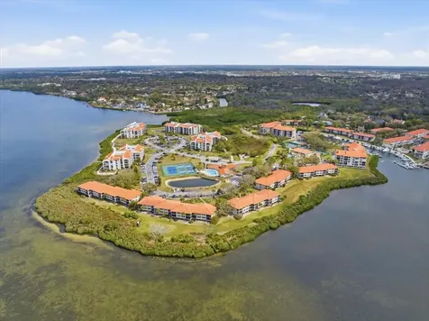 1802 Mariner Drive Tarpon Springs FL 34689