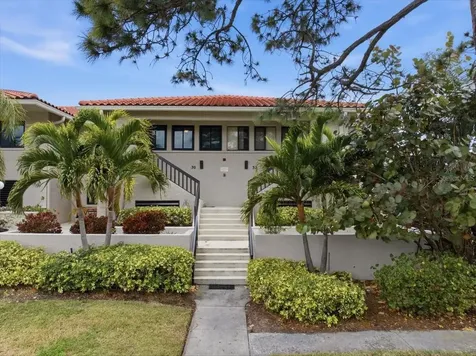 1802 Mariner Drive Tarpon Springs FL 34689