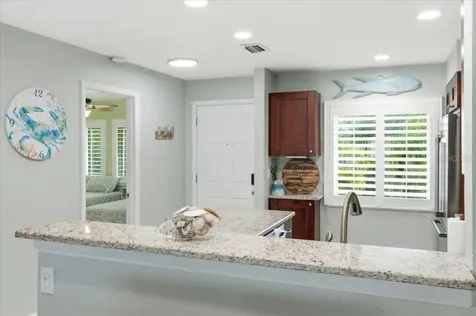 1802 Mariner Drive Tarpon Springs FL 34689