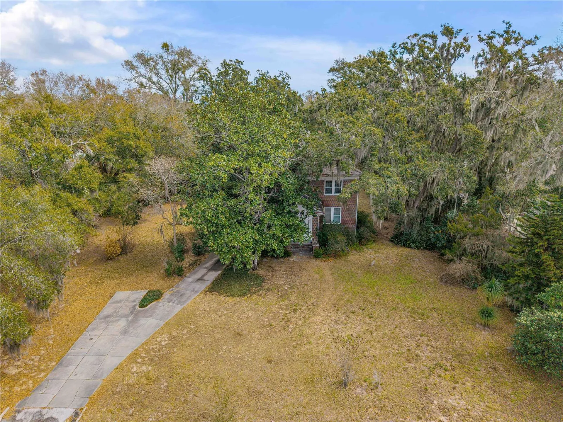1170 S Clayton Street Mount Dora FL 32757