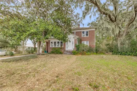 1170 S Clayton Street Mount Dora FL 32757