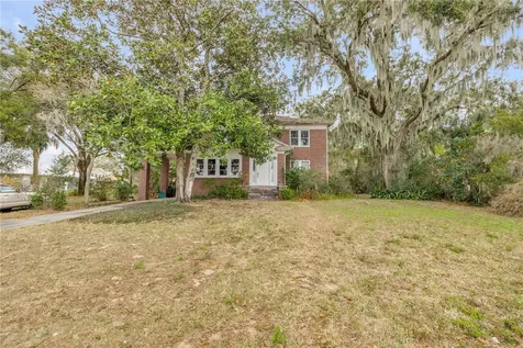 1170 S Clayton Street Mount Dora FL 32757