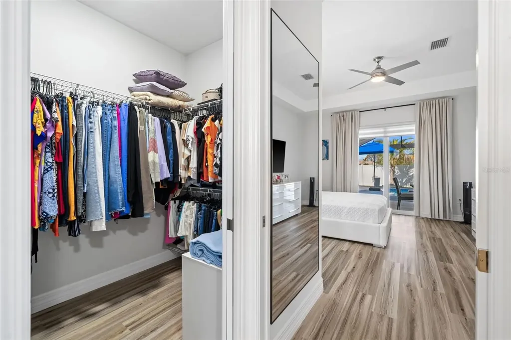 1017 NW 15th Terrace Cape Coral FL 33993