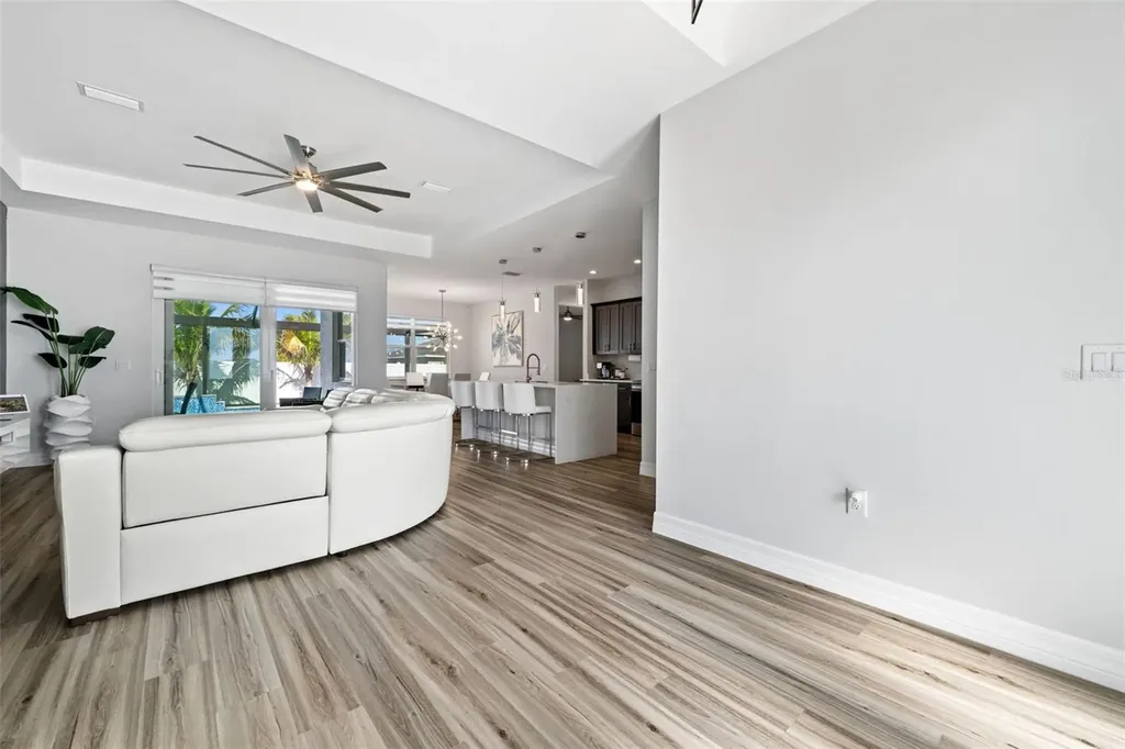 1017 NW 15th Terrace Cape Coral FL 33993