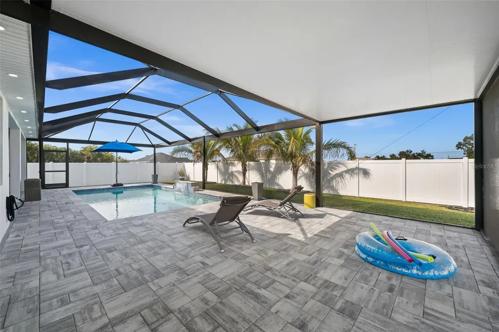 1017 NW 15th Terrace Cape Coral FL 33993