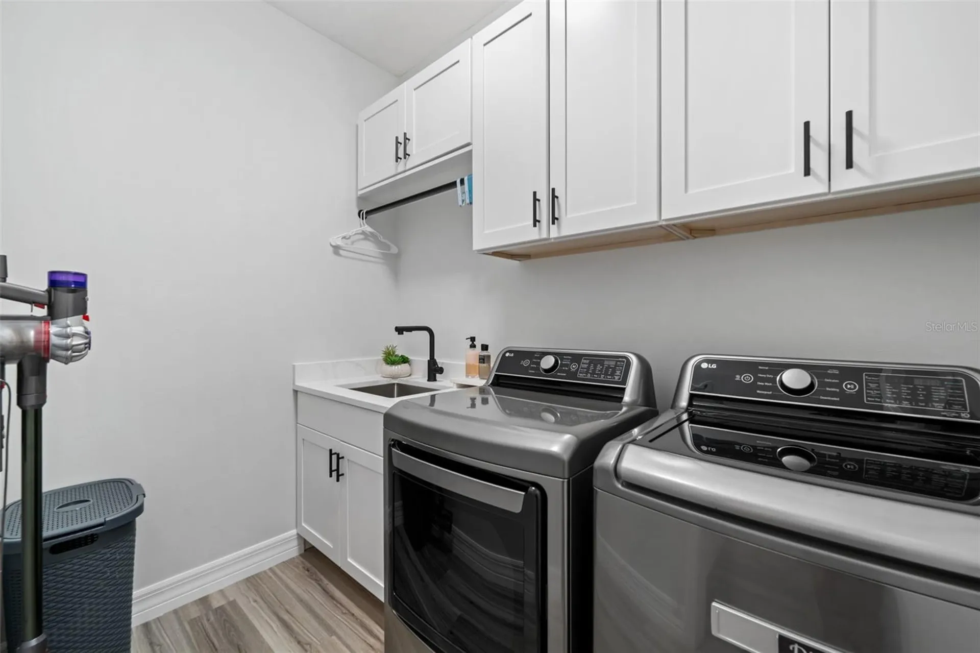 1017 NW 15th Terrace Cape Coral FL 33993