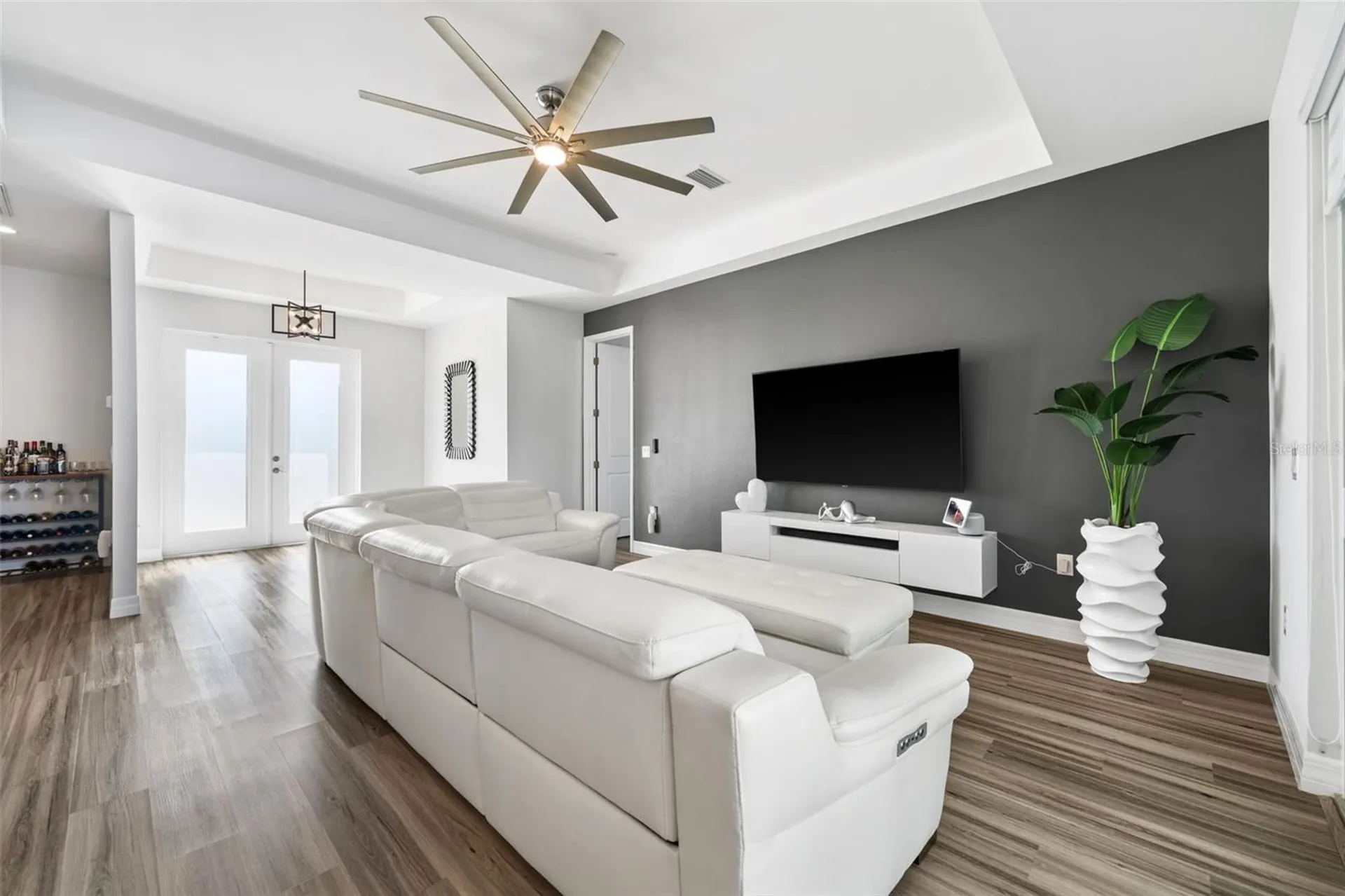 1017 NW 15th Terrace Cape Coral FL 33993