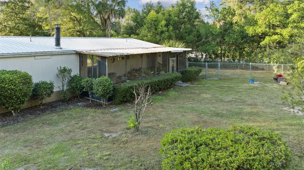 100 Waterway Avenue Satsuma FL 32189