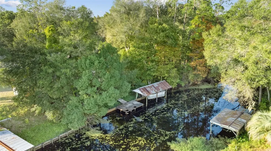 100 Waterway Avenue Satsuma FL 32189