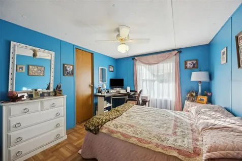 100 Waterway Avenue Satsuma FL 32189