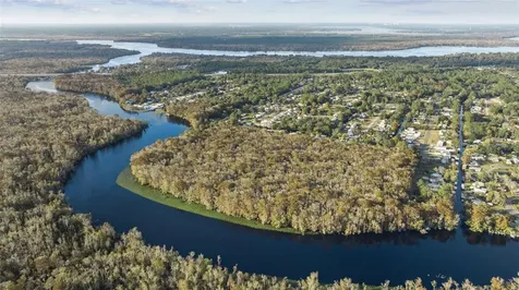 100 Waterway Avenue Satsuma FL 32189