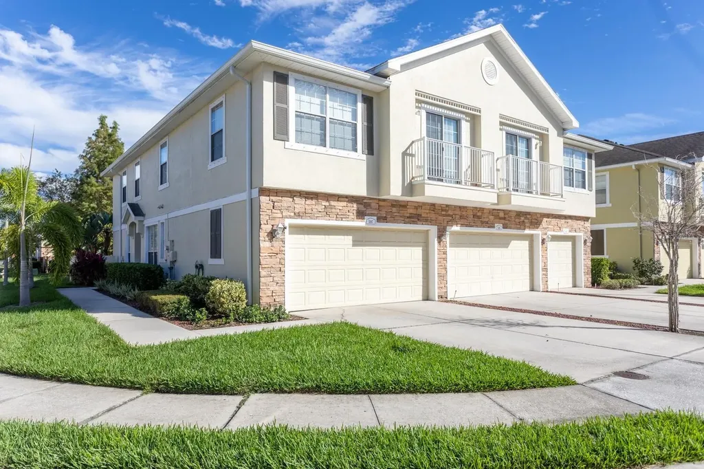 5185 6th Way N St Petersburg FL 33703