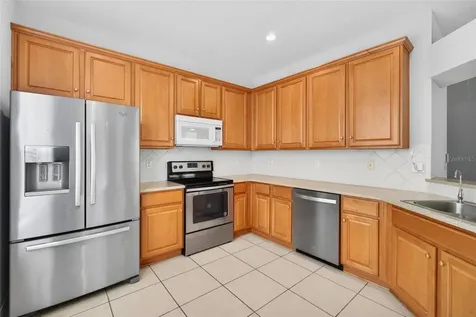 5185 6th Way N St Petersburg FL 33703