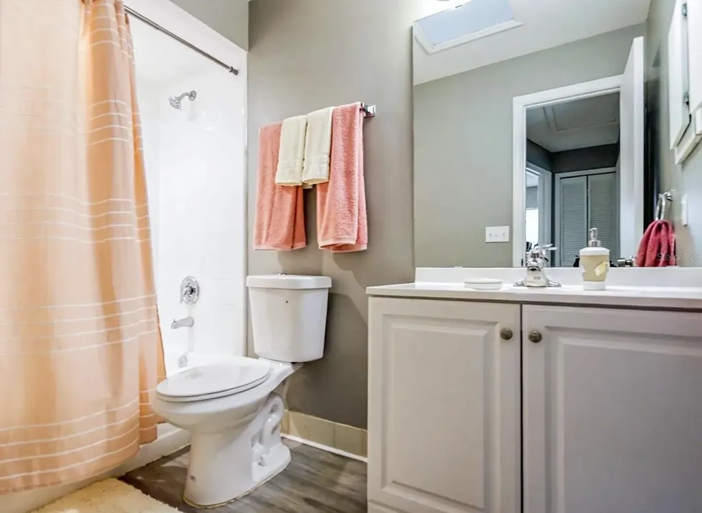 4474 Goldenrain Court Orlando FL 32808