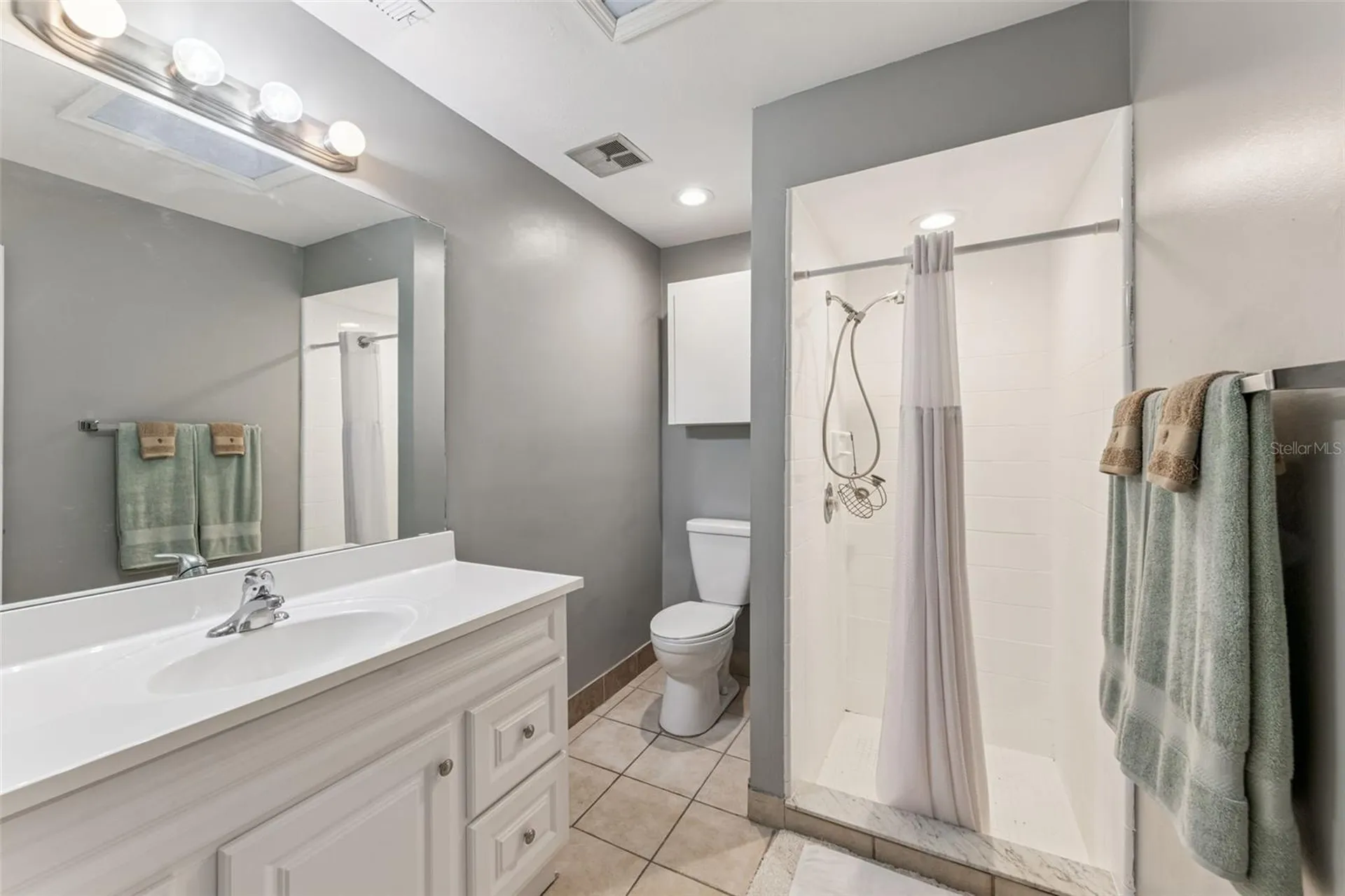 4474 Goldenrain Court Orlando FL 32808