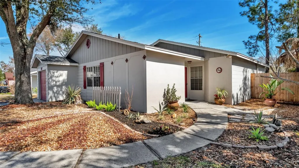 908 Whisper Lake Drive Winter Haven FL 33880