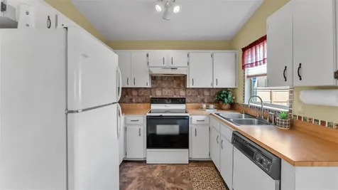 908 Whisper Lake Drive Winter Haven FL 33880