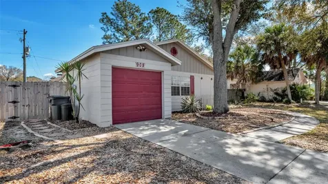 908 Whisper Lake Drive Winter Haven FL 33880