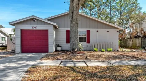 908 Whisper Lake Drive Winter Haven FL 33880