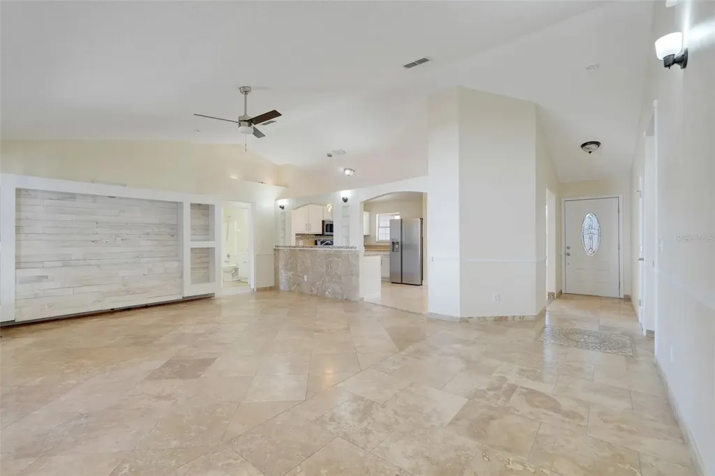 617 Parakeet Court Kissimmee FL 34759