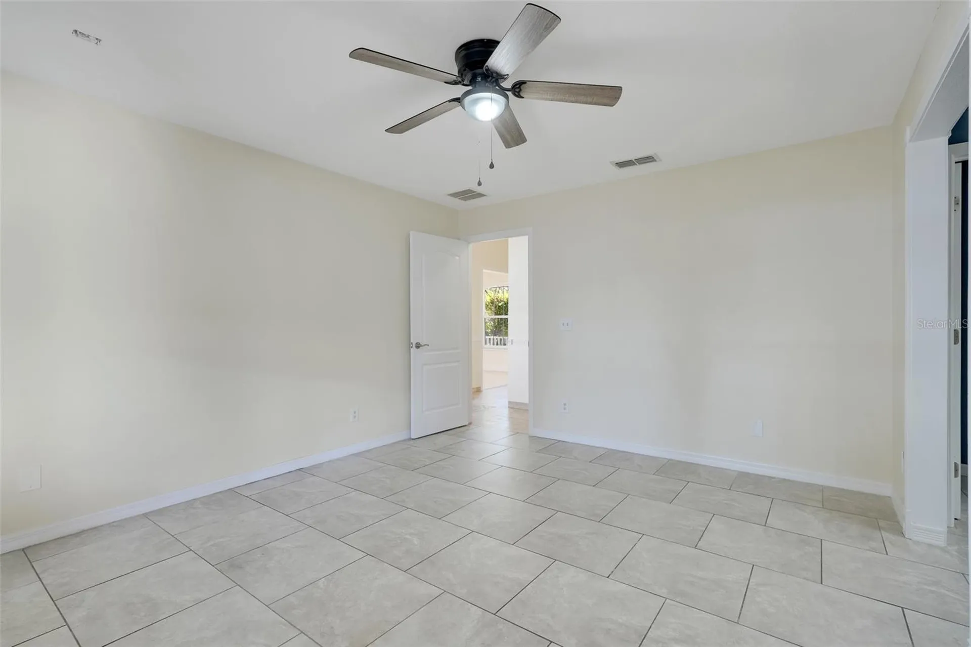 617 Parakeet Court Kissimmee FL 34759