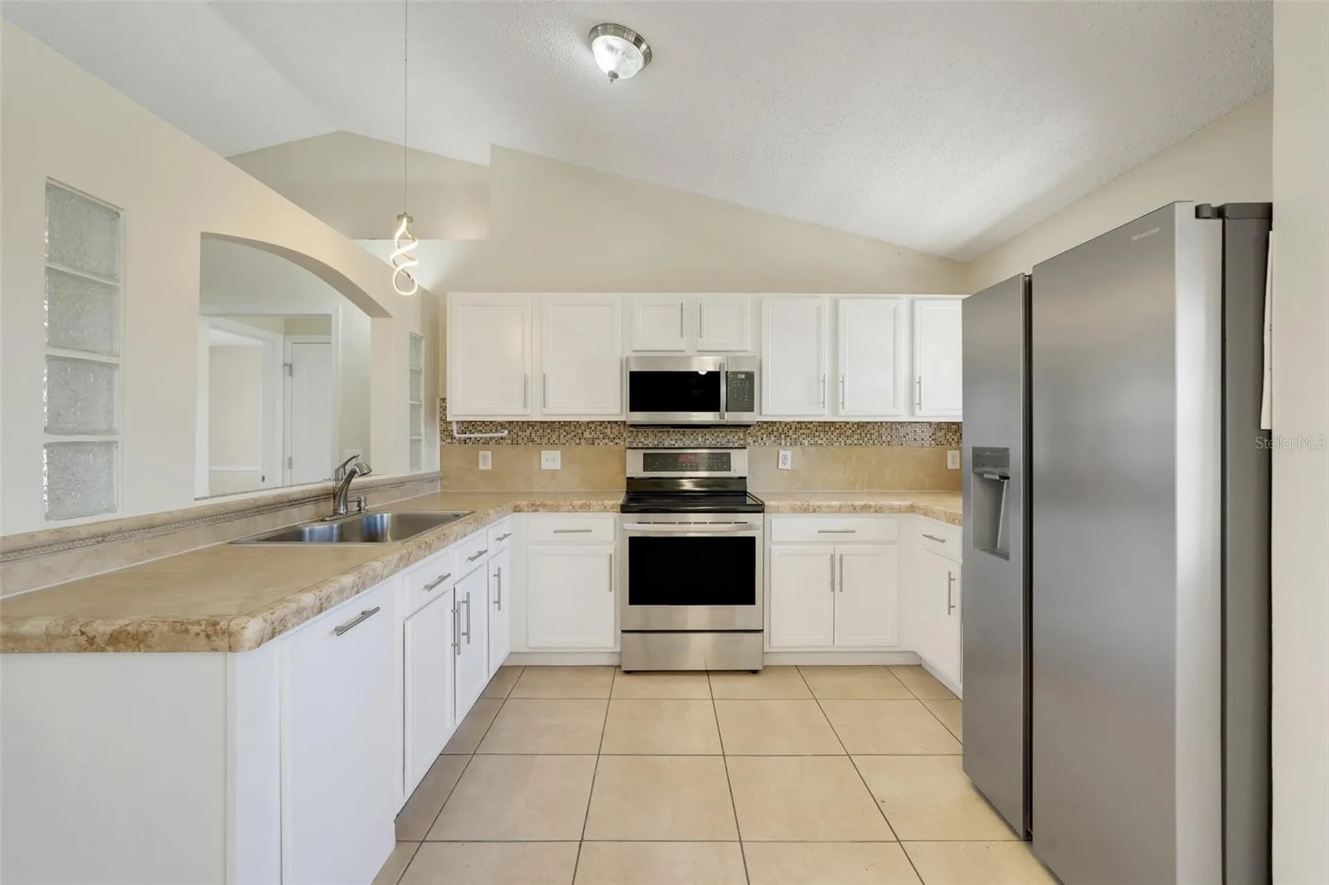 617 Parakeet Court Kissimmee FL 34759