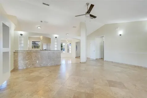 617 Parakeet Court Kissimmee FL 34759