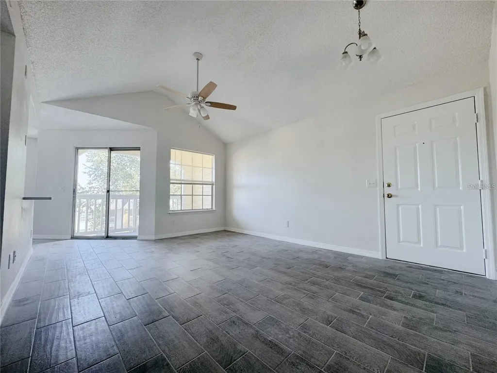 1013 S Hiawassee Road Orlando FL 32835