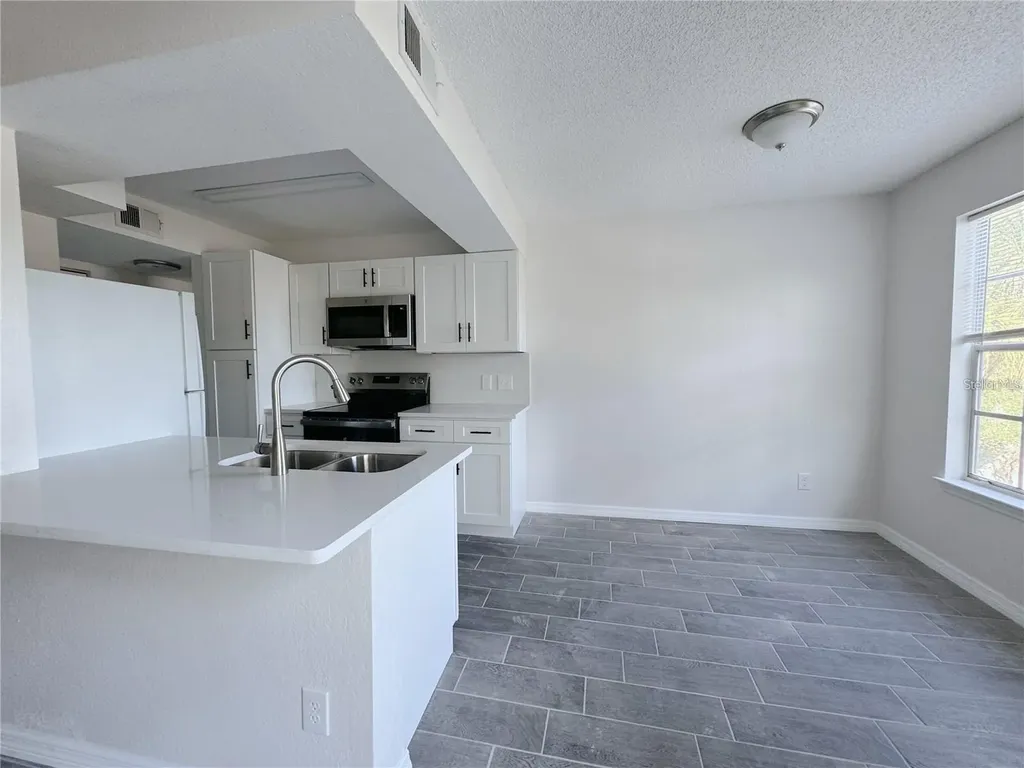 1013 S Hiawassee Road Orlando FL 32835