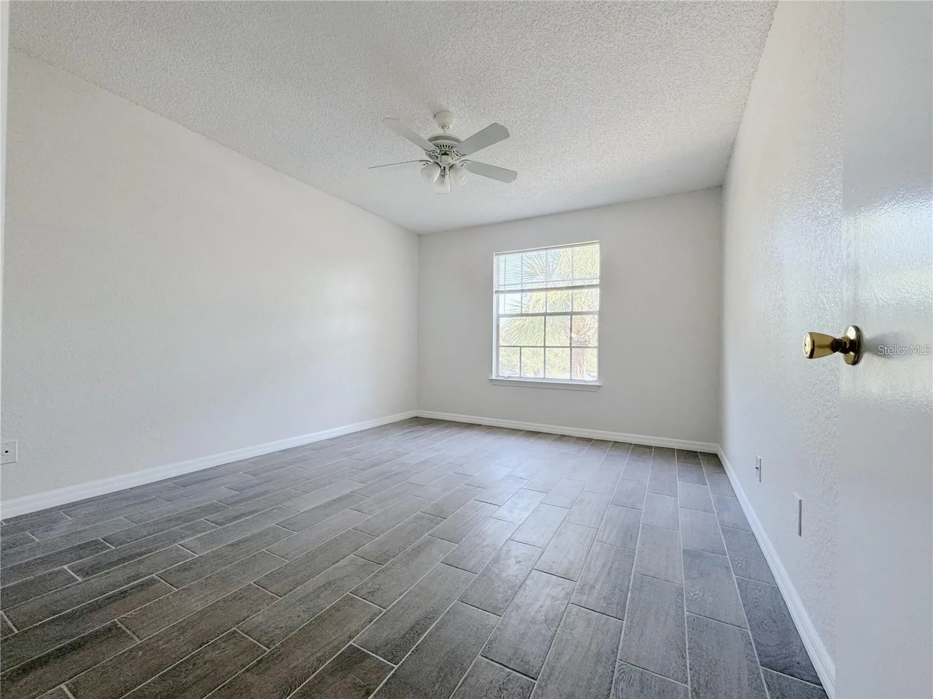 1013 S Hiawassee Road Orlando FL 32835