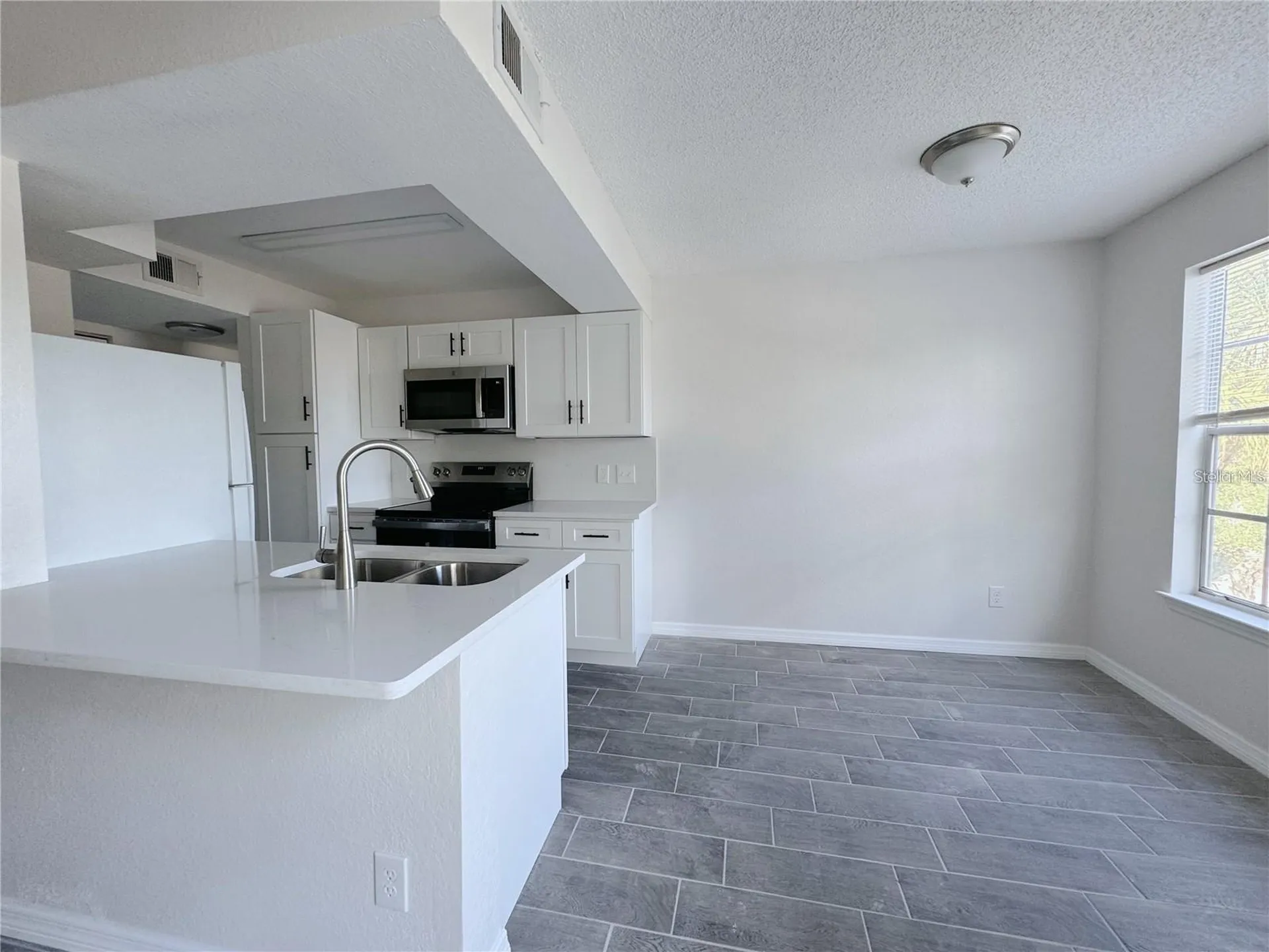 1013 S Hiawassee Road Orlando FL 32835