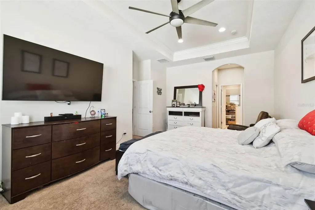 1241 Florablu Drive Seffner FL 33584