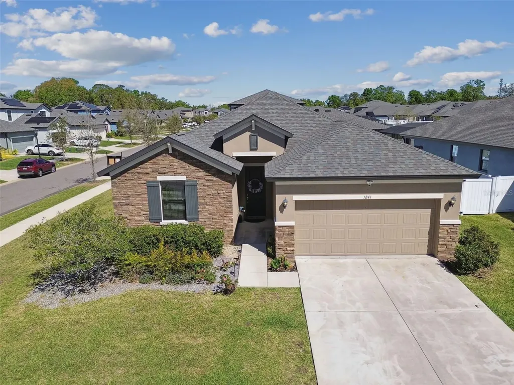 1241 Florablu Drive Seffner FL 33584