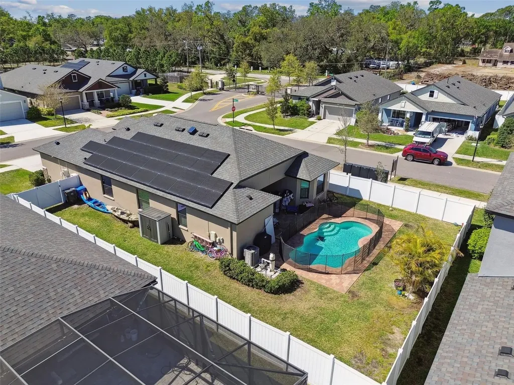 1241 Florablu Drive Seffner FL 33584