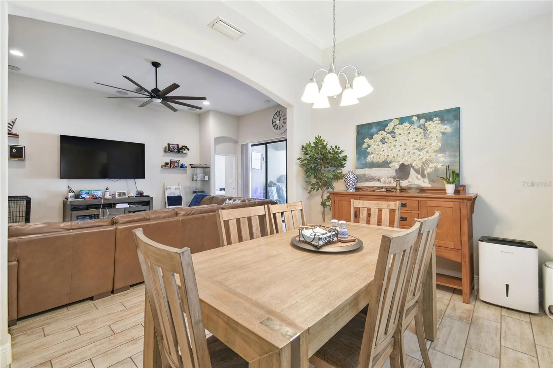 1241 Florablu Drive Seffner FL 33584