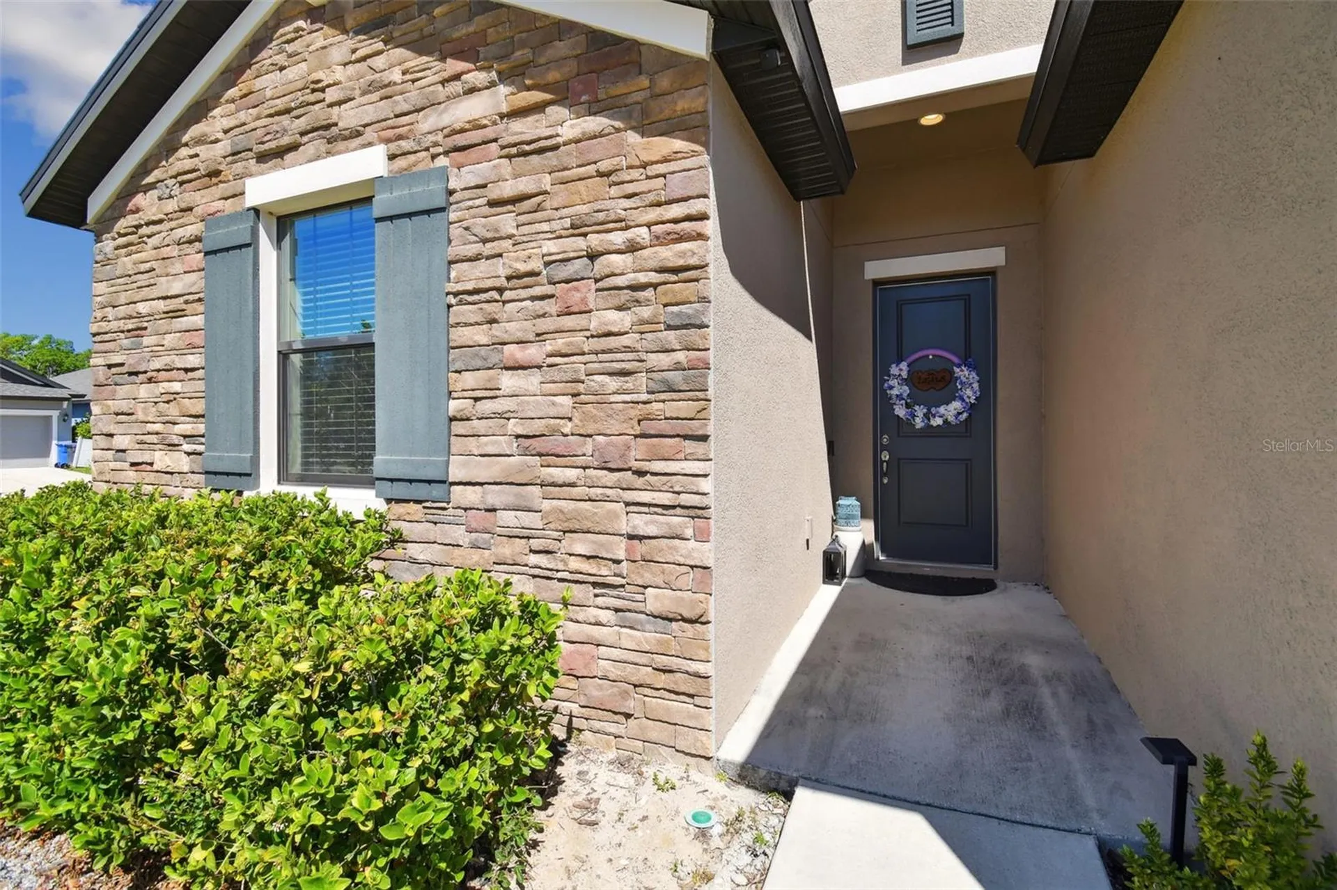 1241 Florablu Drive Seffner FL 33584