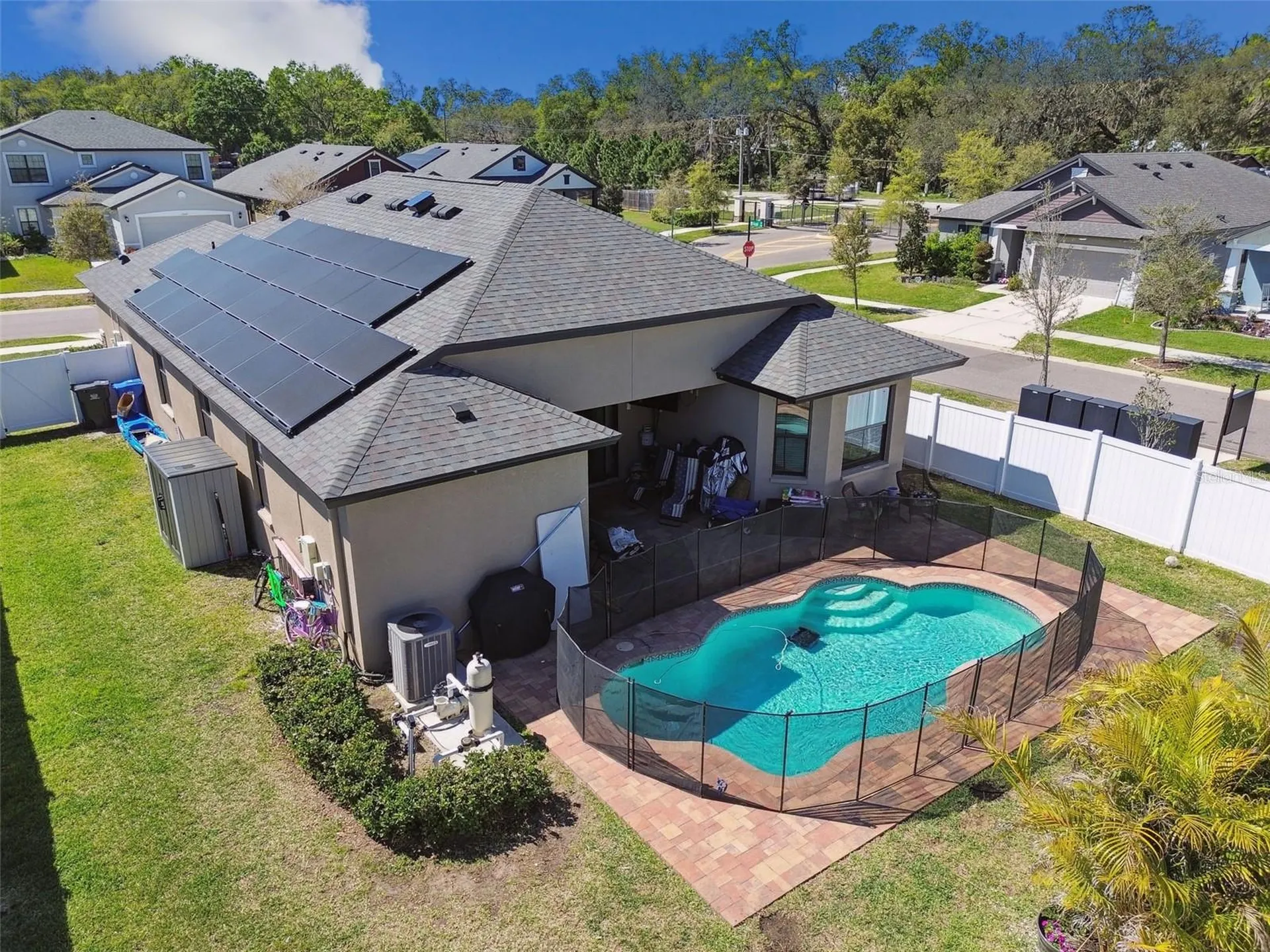 1241 Florablu Drive Seffner FL 33584