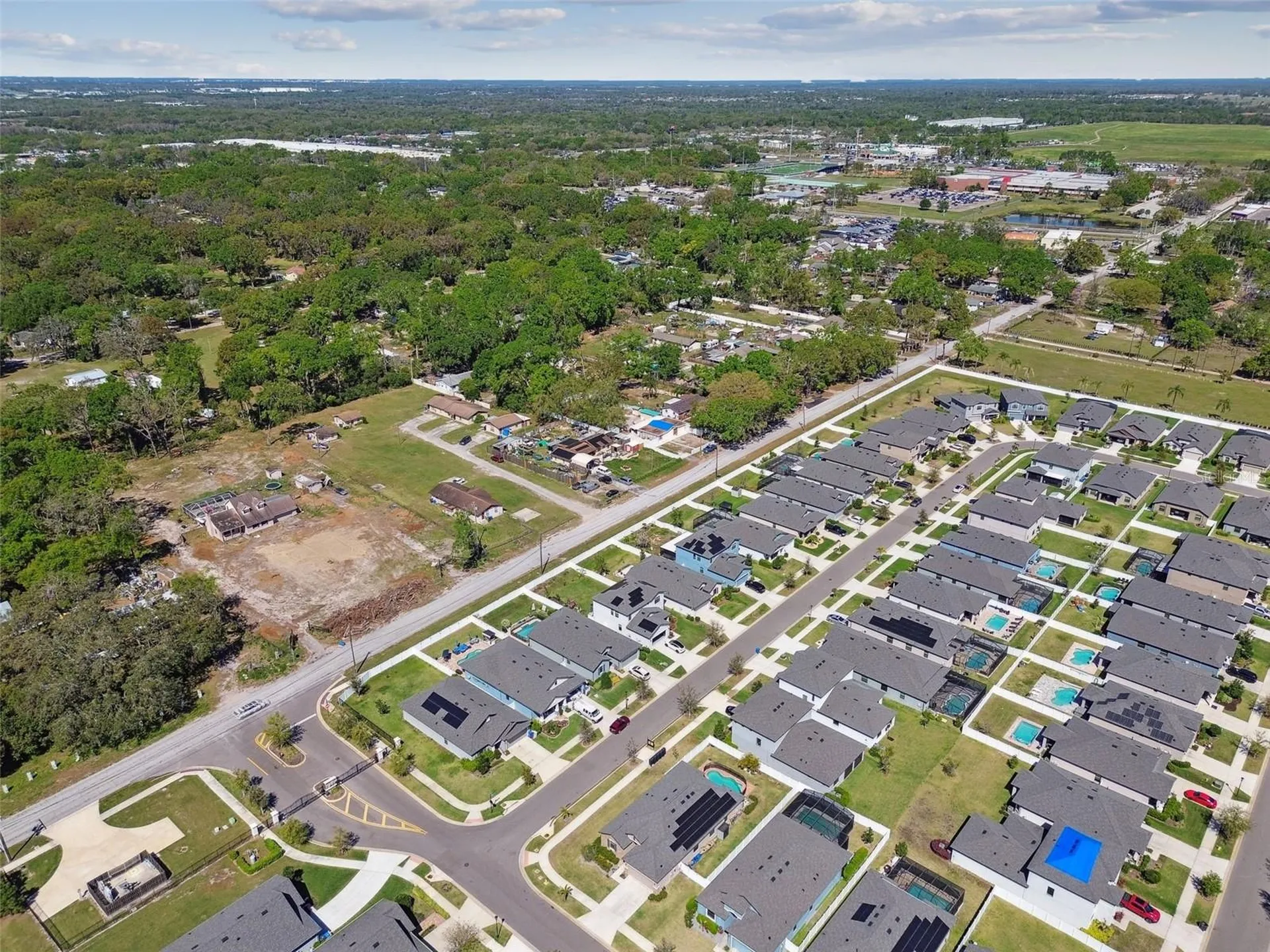 1241 Florablu Drive Seffner FL 33584