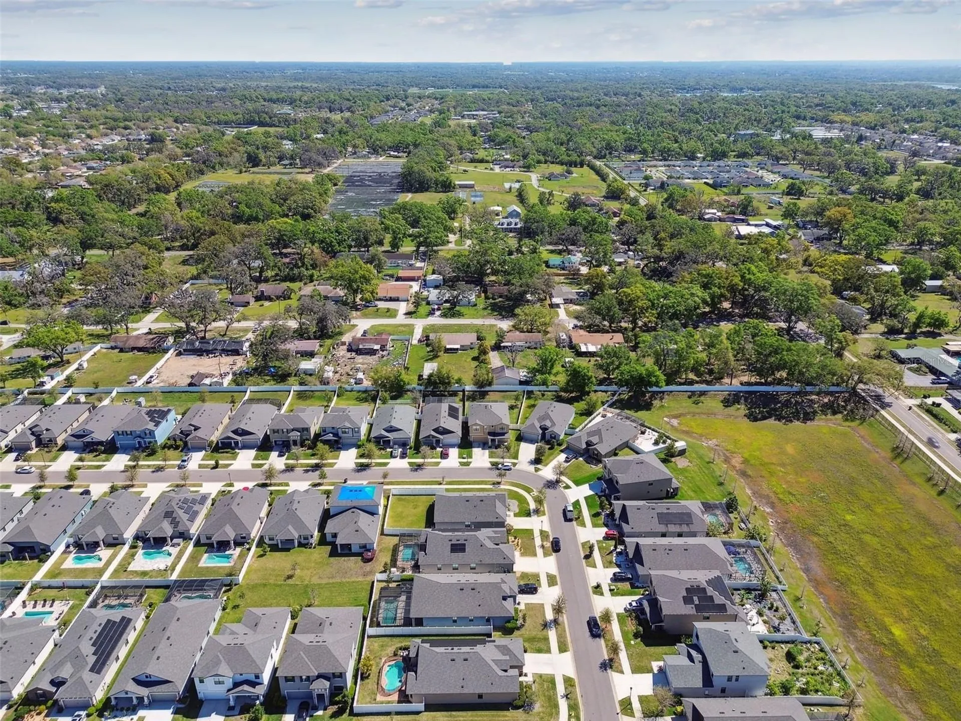 1241 Florablu Drive Seffner FL 33584