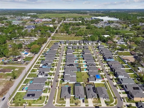 1241 Florablu Drive Seffner FL 33584