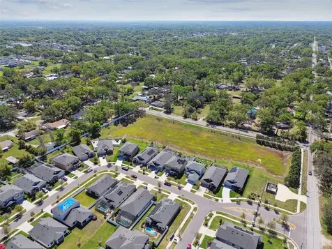 1241 Florablu Drive Seffner FL 33584