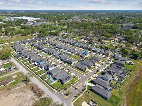 1241 Florablu Drive Seffner FL 33584