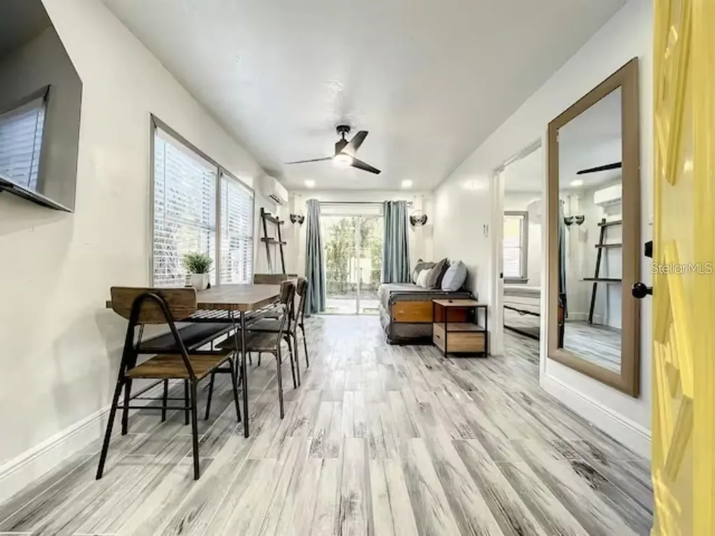 2008 Page Avenue Orlando FL 32806