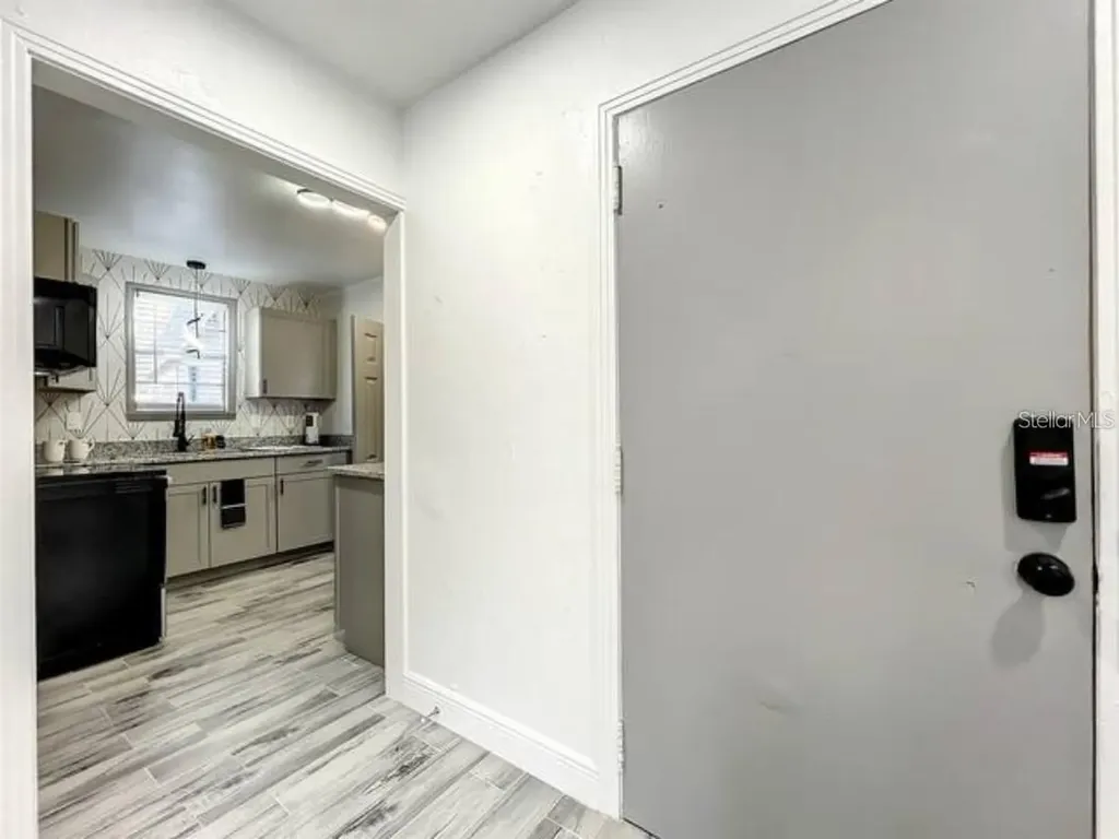 2008 Page Avenue Orlando FL 32806