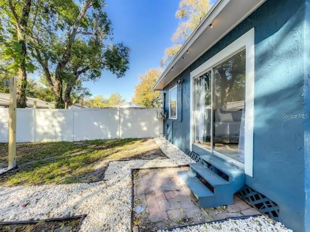 2008 Page Avenue Orlando FL 32806