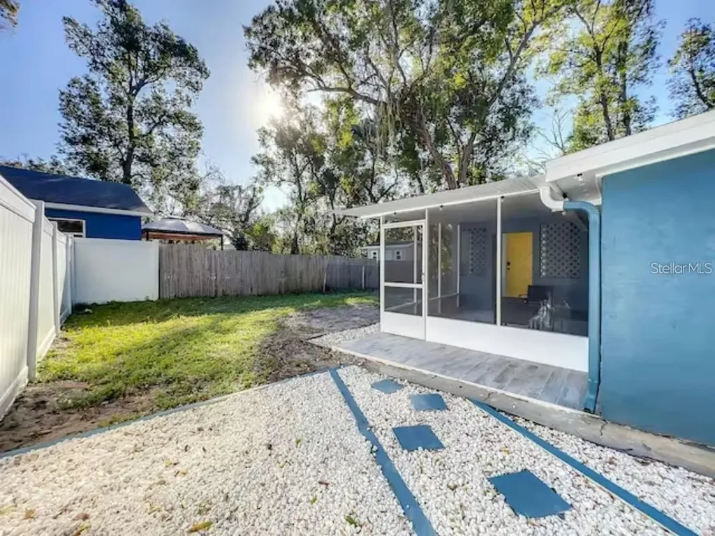 2008 Page Avenue Orlando FL 32806