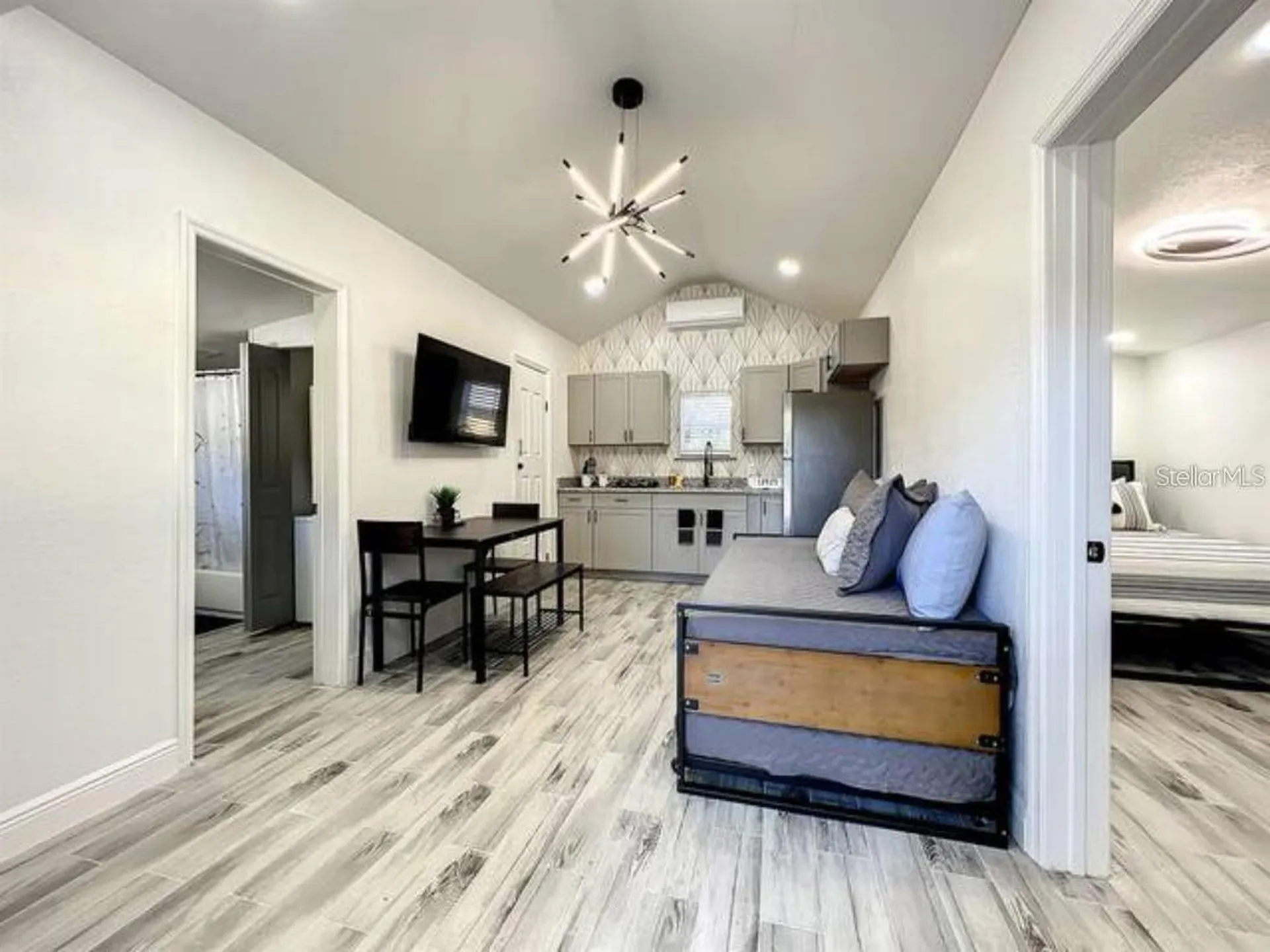 2008 Page Avenue Orlando FL 32806